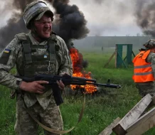 Rusia toma aldeas fronterizas ucranianas mientras su campaña de bombardeos masivos se ralentiza