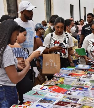 Feria Internacional del Libro 2025 se celebrará en septiembre; estará dedicada a Frank Moya Pons