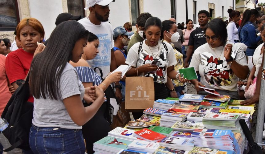 Feria Internacional del Libro 2025 se celebrará en septiembre; estará dedicada a Frank Moya Pons
