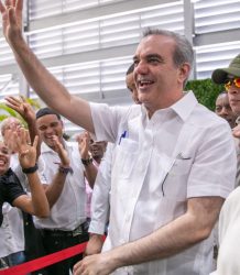 Abinader inaugurará nuevo canódromo y otras obras en SD y SPM este sábado