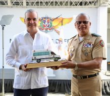 Abinader inaugura primera fase de la planta de ensamblaje de vehículos en San Cristóbal 