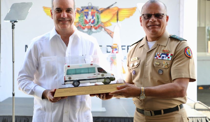 Abinader inaugura primera fase de la planta de ensamblaje de vehículos en San Cristóbal 