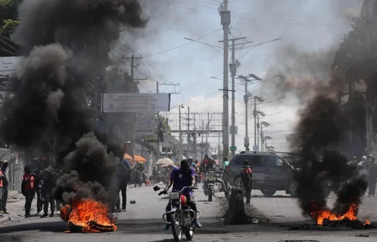 Grave crisis de seguridad obliga a Haití a declarar estado de emergencia