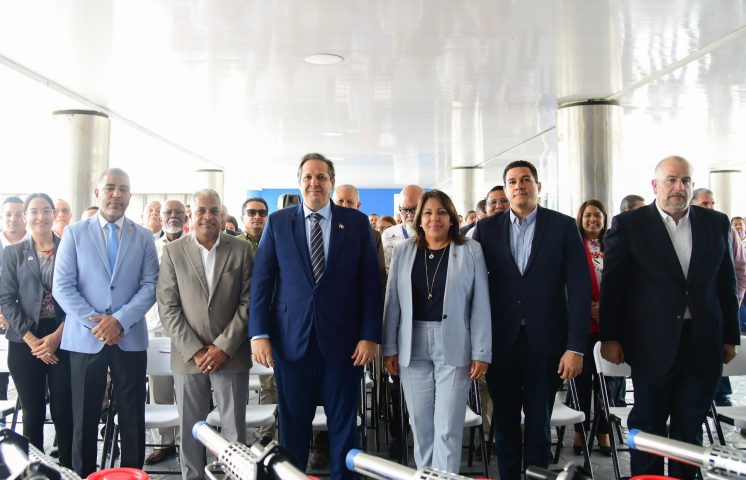 Ministerio de Salud refuerza combate contra el dengue con adquisición de equipos de fumigación