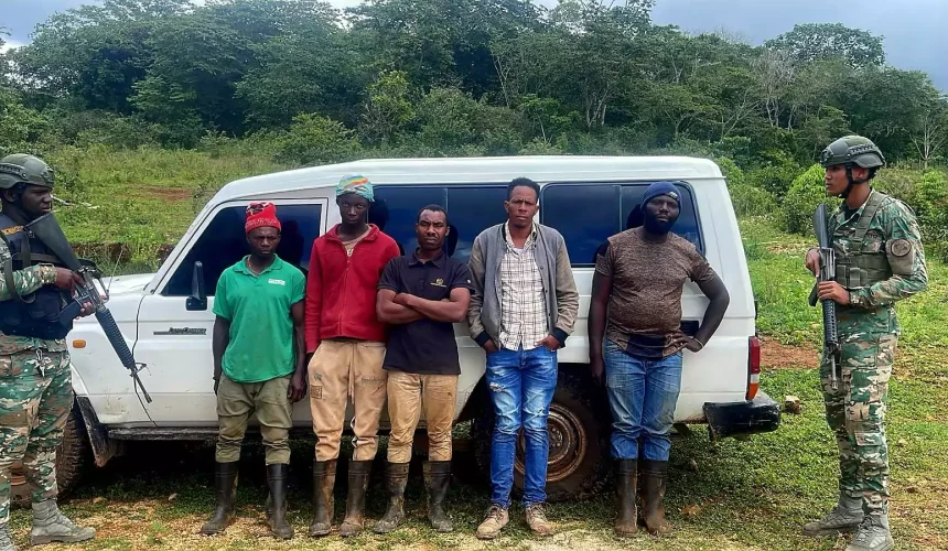 Apresan 5 indocumentados en jeepeta haitiana en Pedernales