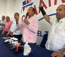 CONATRA advierte que unidades de transporte quedarán suspendidas si no se despacha combustible  