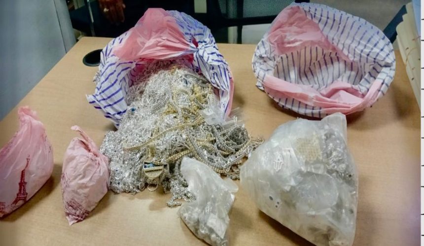 Recuperan en Santiago más de 10 kilos de prendas robadas en joyería