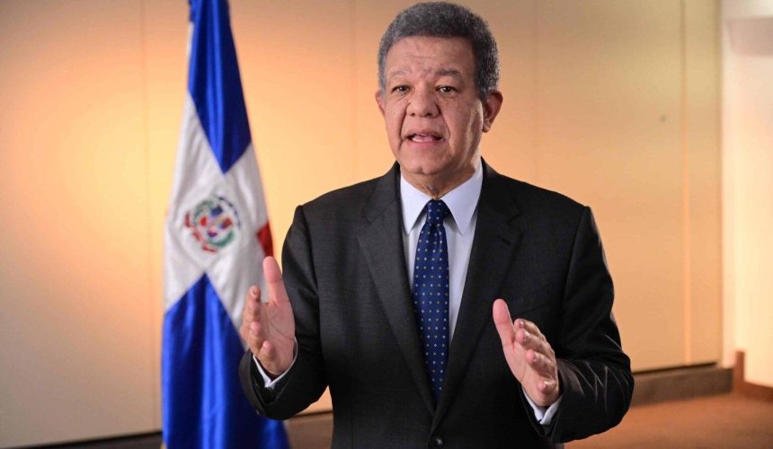 Leonel Fernández insta a la reflexión sobre proyecto de Ley de Libertad de Expresión