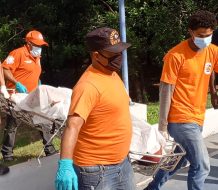 Defensa Civil recupera cadáver hallado en la ribera del río Yaque del Norte, en Santiago 