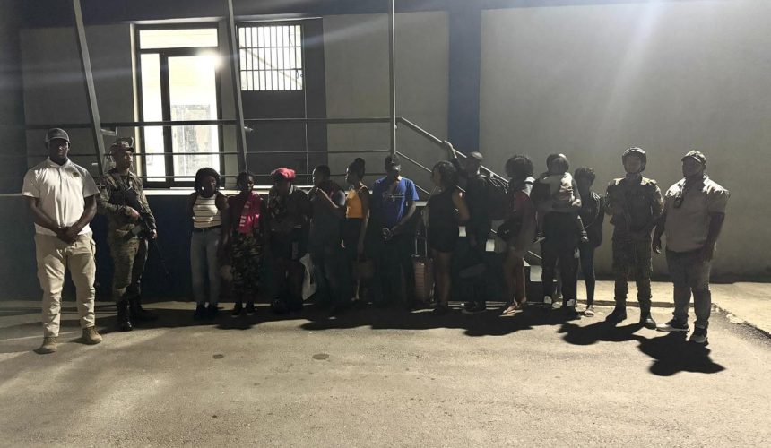 Detienen a 12 haitianos indocumentados en Dajabón