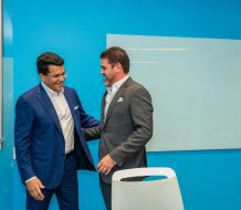 David Collado se reúne con Ignacio Mayer, CEO de Univisión, proponen celebran Premios lo Nuestro en RD