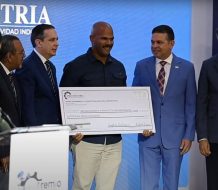 Jack Mateo recibe el Premio al Emprendedor Industrial por su innovador proyecto de Inteligencia Artificial