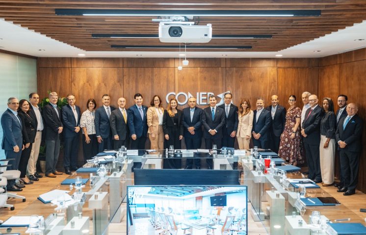 Carolina Mejía presenta el PISD y su visión de país ante el Conep