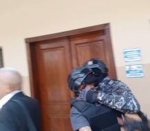 Trasladan al Palacio acusado de matar un menor en Villa Bartola de Moca