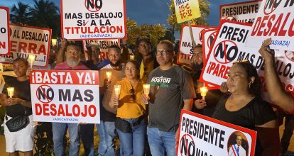 Comunidades de El Valiente en La Caleta piden al presidente declarar terrenos de utilidad pública