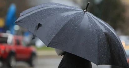 Se prevén lluvias locales la tarde de este viernes debido a una débil vaguada 