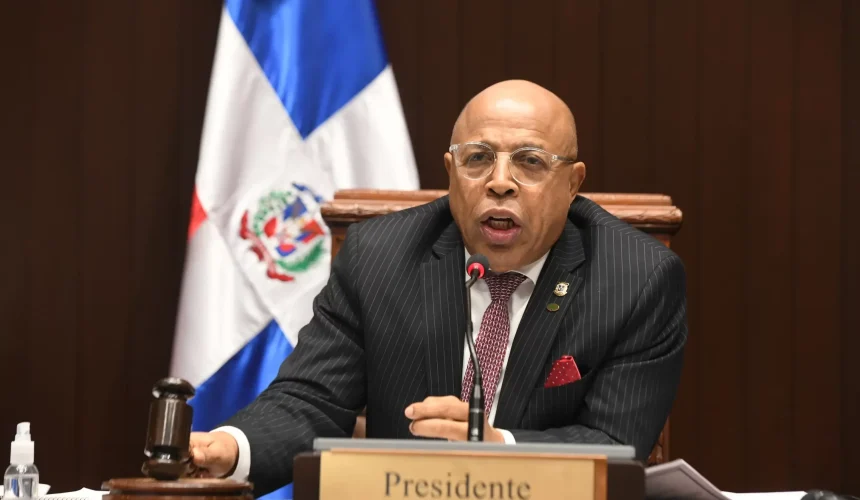 Alfredo Pacheco evalúa asumir secretaría general del PRM y llama a la unidad rumbo al 2028