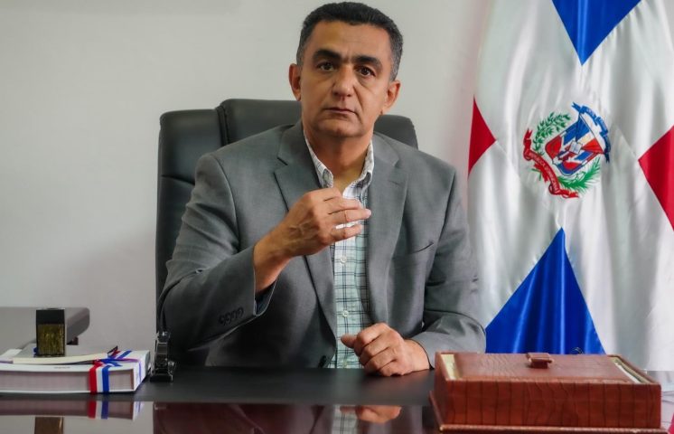 Diputado del Parlacen rechaza plan de regularización de mano de obra haitiana