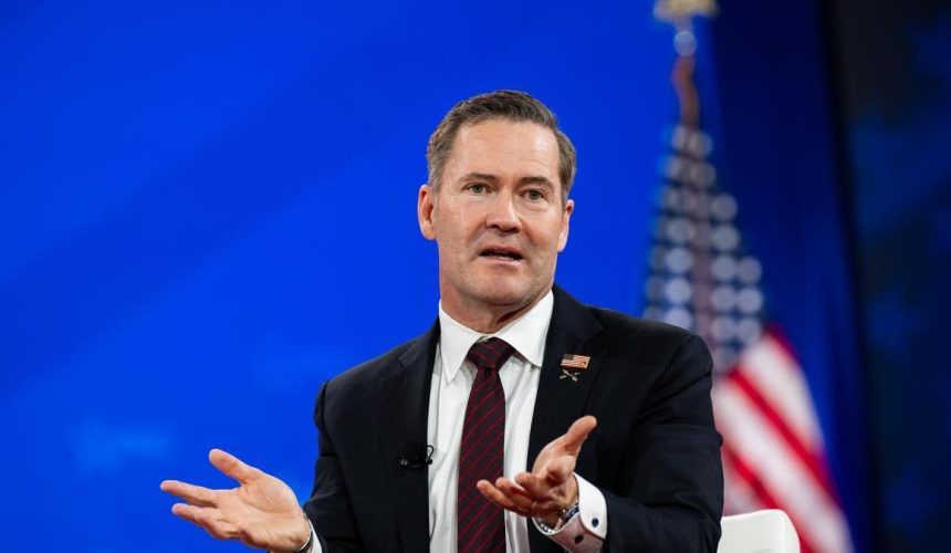 Asesor de Seguridad Nacional de Trump Mike Waltz dejará su cargo, según medios