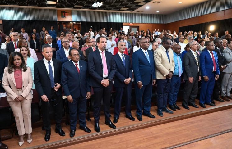 Expertos destacan rol de contador no será desplazado por la inteligencia artificial