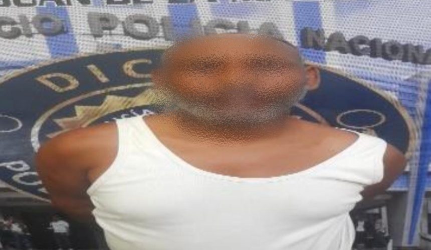 PN restaca sana y salva a niña con condición especial que había sido raptada y encerrada en una habitación en San Juan