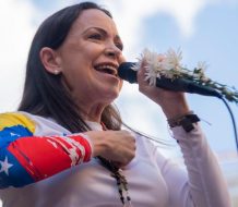 Autoridades venezolanas anuncian posible arresto de María Corina Machado