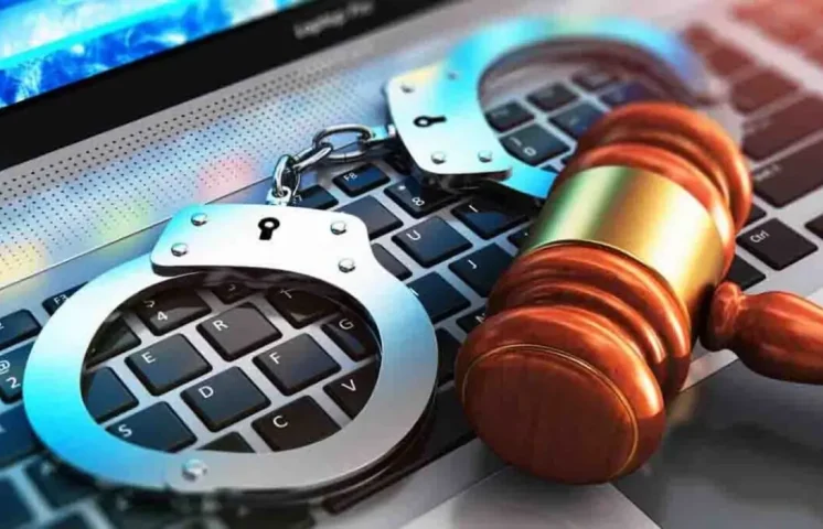 Arrestan siete personas y recuperan más de 1.5 millones de pesos en operativos
