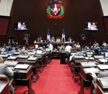Diputados aprueban proyecto de ley para que partidos puedan sustituir a alcaldes renunciantes