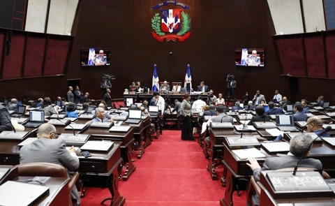 Diputados aprueban proyecto de ley para que partidos puedan sustituir a alcaldes renunciantes