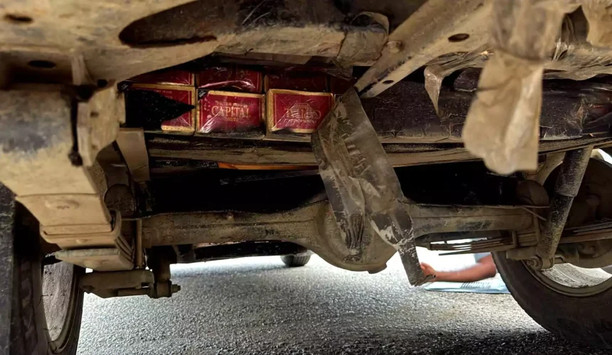 Decomisan 76 mil cigarrillos de contrabando escondidos en una camioneta en Santiago Rodríguez