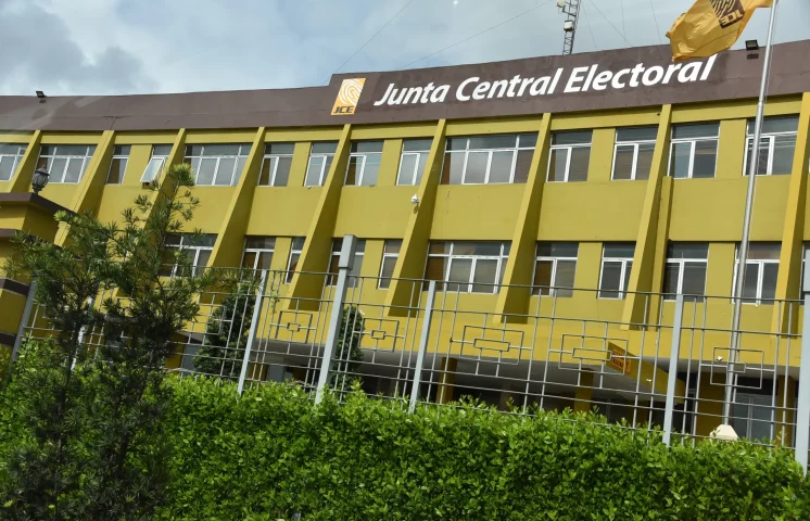 JCE prohíbe elección anticipada de candidatos electorales  