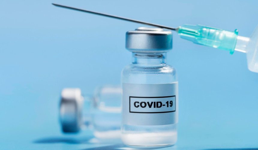 EE. UU. deja de recomendar la vacuna del covid-19 a niños y embarazadas  
