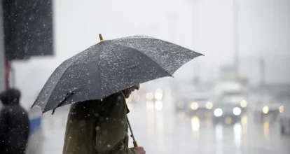 Continúan las lluvias en varios puntos del país por vaguada este martes 