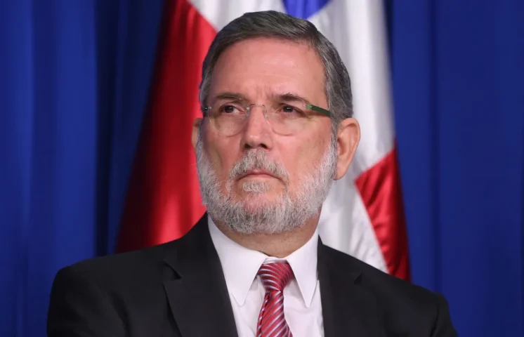 Leonel Fernández lamenta el deceso de Roberto Rodríguez Marchena