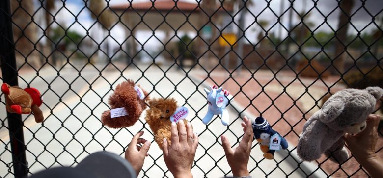 Gobierno de Trump busca eliminar protecciones a menores de edad detenidos por migración