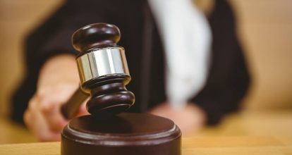 Condenan a pena máxima a mujer que asesinó a compañera sentimental de su expareja 