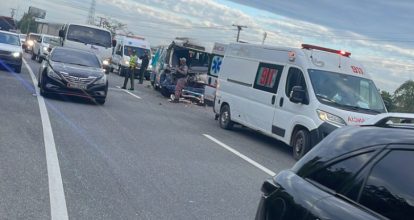 Fallece mujer tras deslizamiento de su vehículo en la Autovía del Este