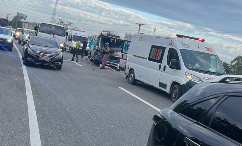Fallece mujer tras deslizamiento de su vehículo en la Autovía del Este
