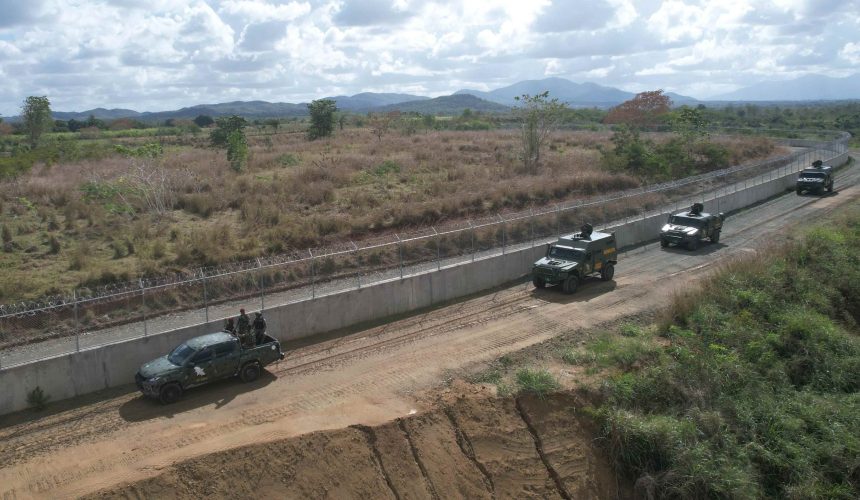 Ministro de Defensa expresa que frontera dominicana “está más que segura”