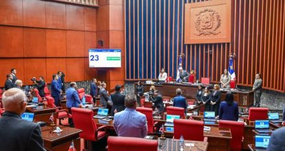 El Senado aprueba de urgencia el proyecto que fusiona los ministerios de Hacienda y Economía