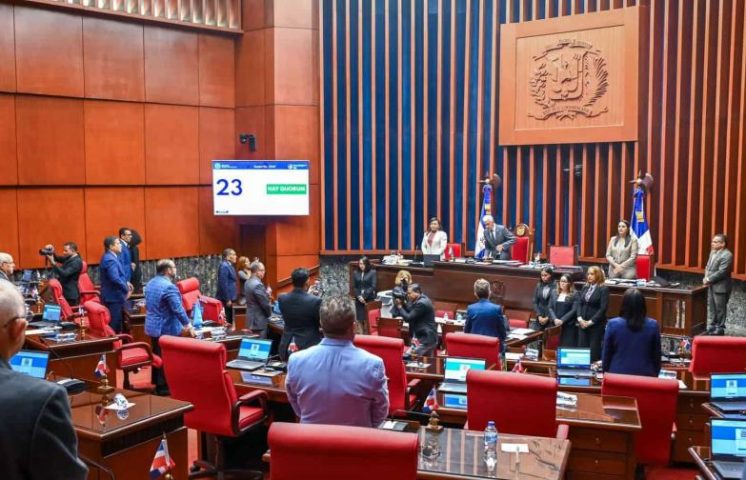 El Senado aprueba de urgencia el proyecto que fusiona los ministerios de Hacienda y Economía