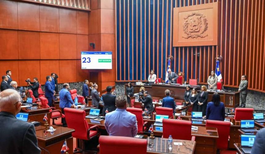 El Senado aprueba de urgencia el proyecto que fusiona los ministerios de Hacienda y Economía