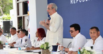 Abinader llama habitantes de Samaná a unirse junto al gobierno por el desarrollo y progreso de la provincia