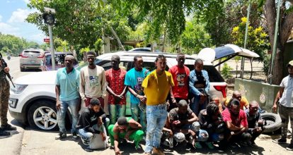 Arrestan a “El Marihuano” por presunto tráfico ilícito de 18 haitianos indocumentados en Montecristi
