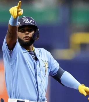 Junior Caminero conecta su cuadrangular #19 de la temporada en MLB este domingo