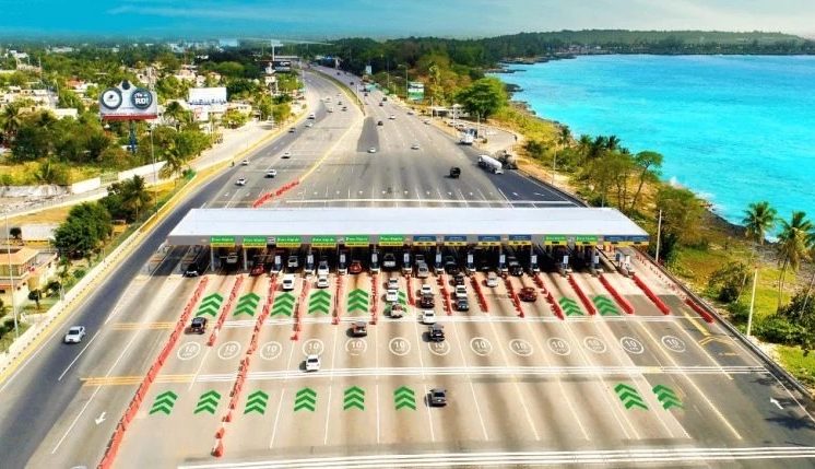 Inician trabajos de remozamiento en peaje Las Américas