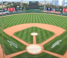 Abinader crea comisión para evaluar construcción de estadio de béisbol en el Ensanche La Fe
