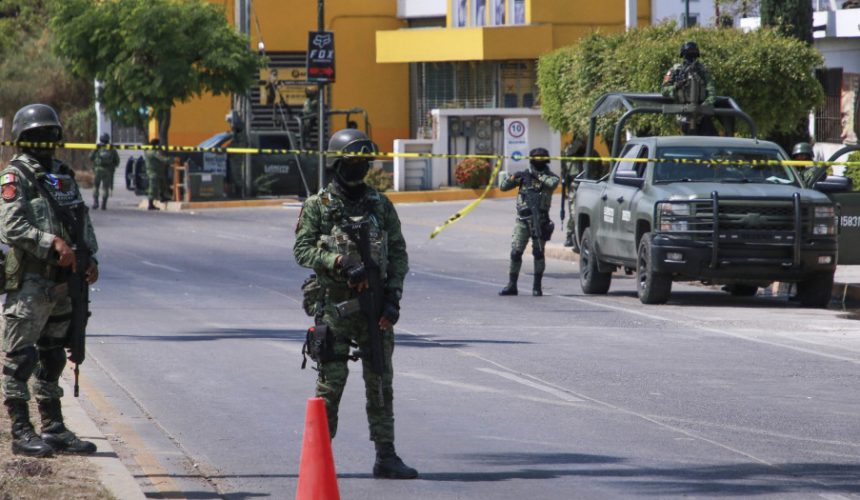 Hallan veinte cadáveres, cinco de ellos decapitados en Sinaloa, México