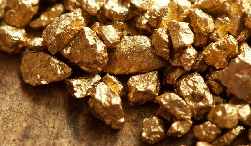 El oro registra este lunes una intensa subida de 3,400 dólares por onza