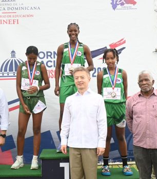 Zona Este se corona campeona en la final del Torneo Nacional de Atletismo Escolar INEFI 2025